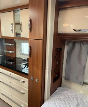 Каравана Hobby Premium 540, снимка 13