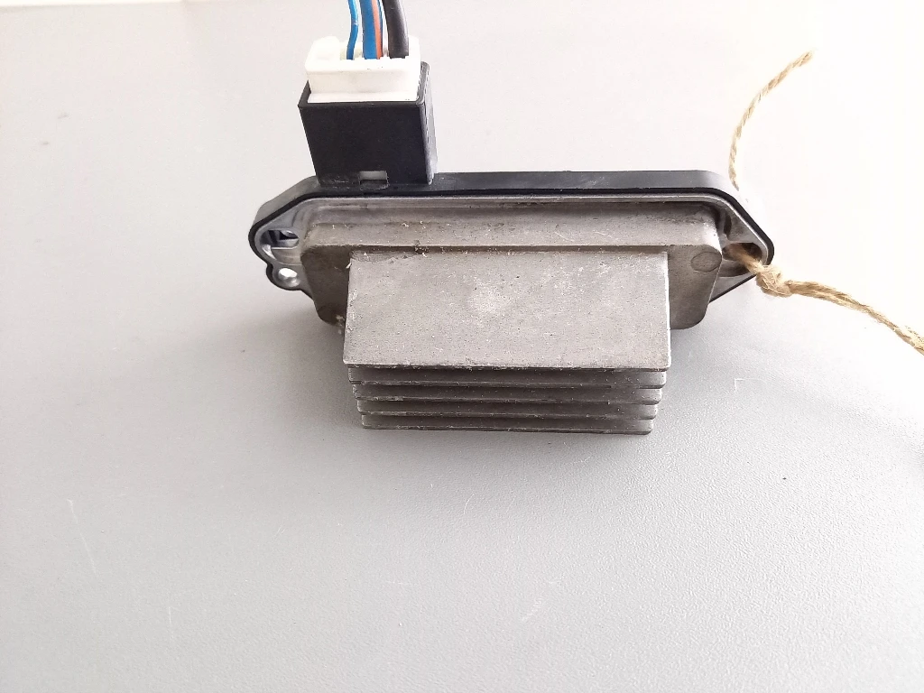 ������� ����� ����� 5 2.0�  | Mobile.bg � ����������� 1