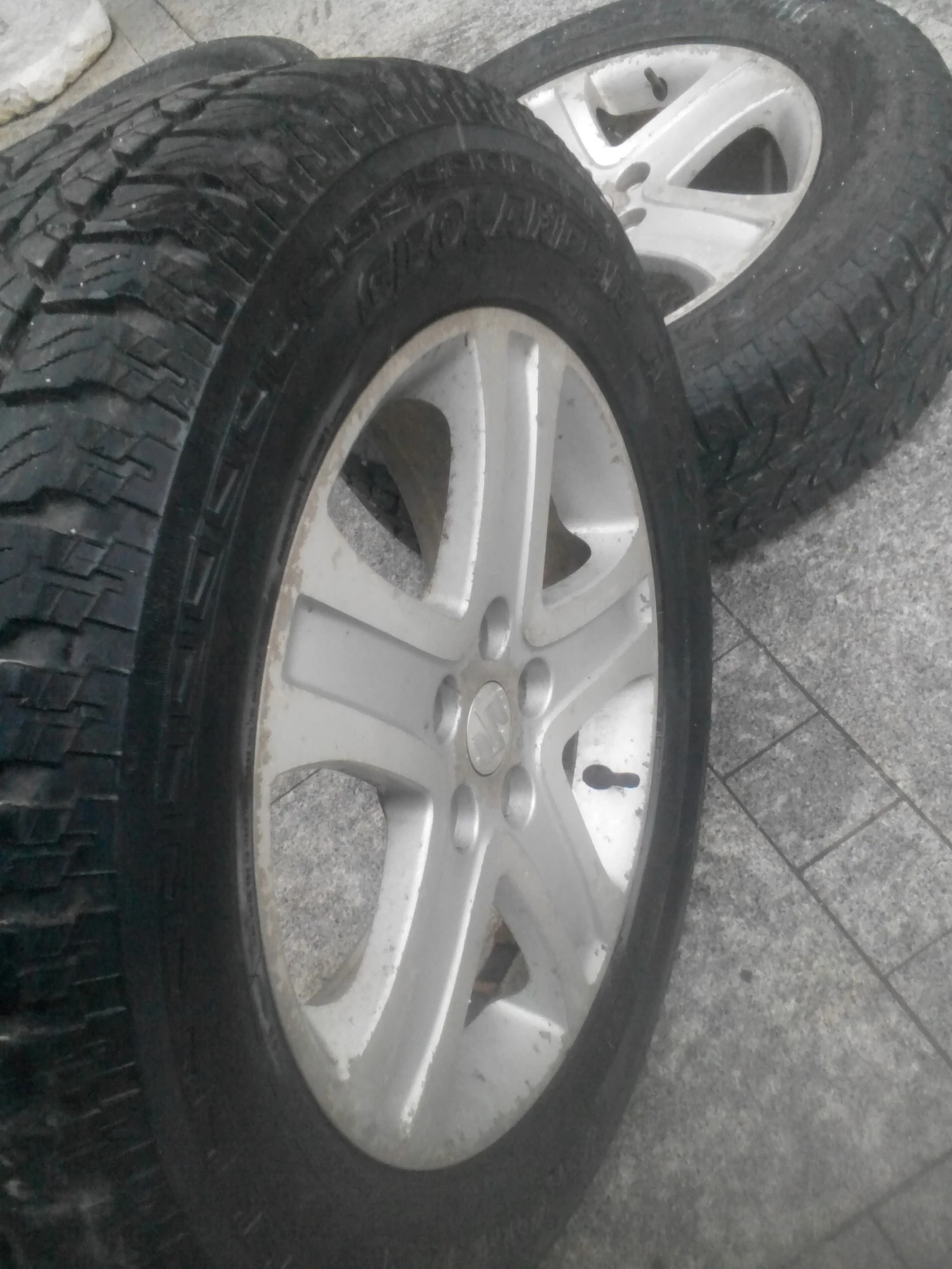 ���� � ������ 225/70R17 �� Suzuki SX4 | Mobile.bg � ����������� 3