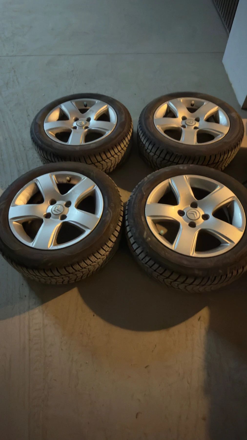 Гуми с джанти Sava 205/55R16