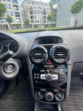 Opel Corsa 1.2 / Фабрична газ, снимка 8