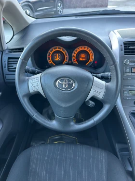 Toyota Auris 1.6vvt-i/124кс/KeylesS Go/Автопилот/Климатроник/, снимка 9