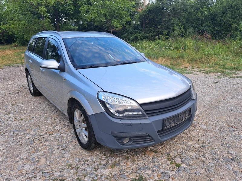 Opel Astra 1, 7сдти На части , снимка 1 - Автомобили и джипове - 41705273