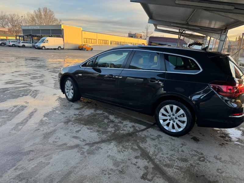 Opel Astra 1.6 cdti, снимка 3 - Автомобили и джипове - 48656298