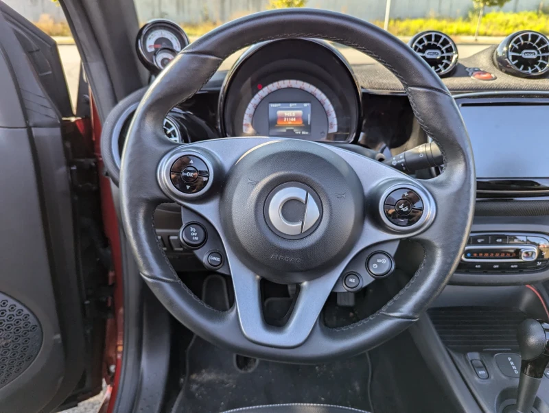 Smart Fortwo Cabrio, снимка 10 - Автомобили и джипове - 49277565