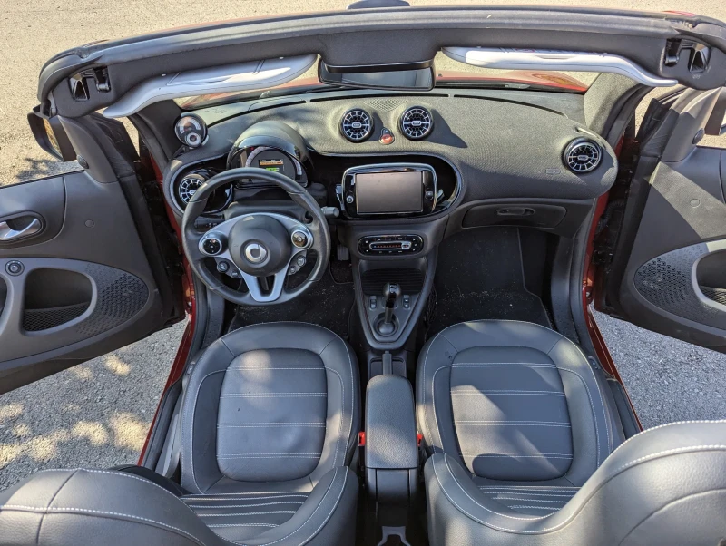 Smart Fortwo Cabrio, снимка 9 - Автомобили и джипове - 49277565