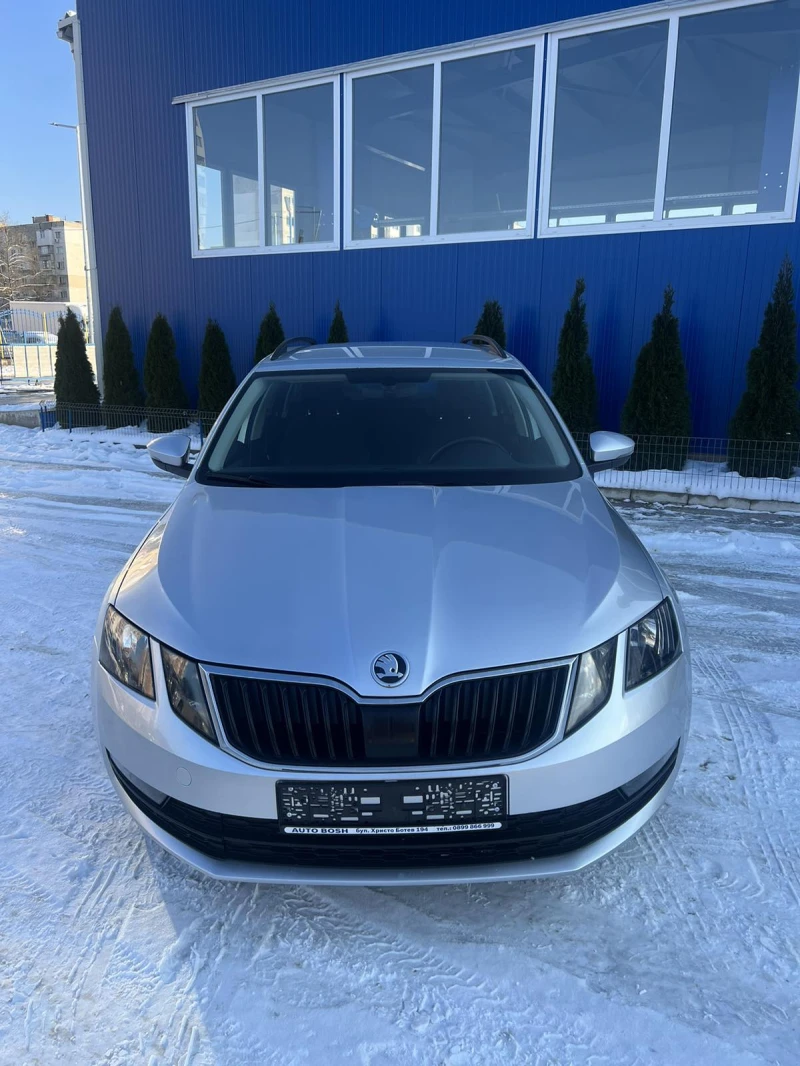 Skoda Octavia, снимка 1 - Автомобили и джипове - 49333534