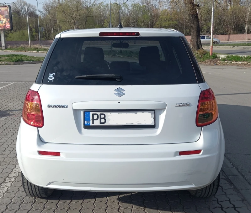 Suzuki SX4, снимка 4 - Автомобили и джипове - 49608139