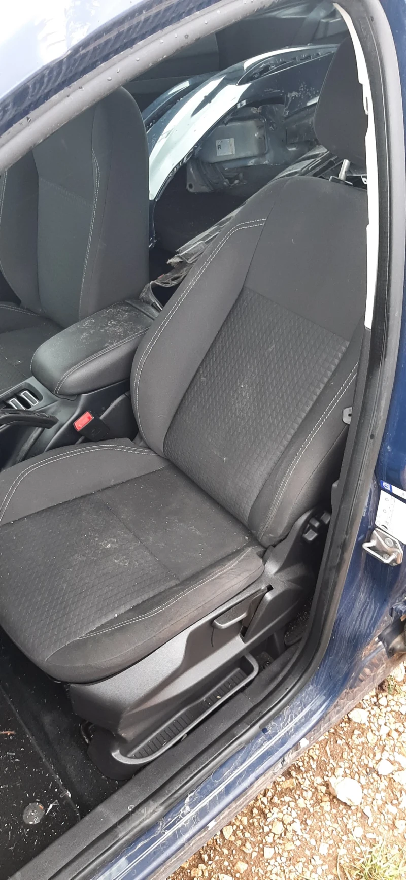 Ford C-max 1.5i, снимка 4 - Автомобили и джипове - 49788820