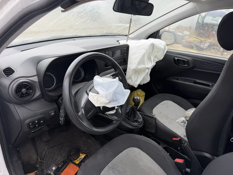 Hyundai I10 1.0, снимка 6 - Автомобили и джипове - 52884871