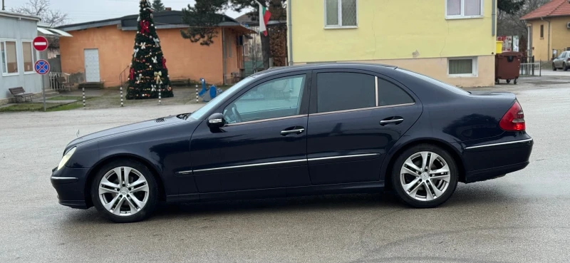 Mercedes-Benz E 270, снимка 3 - Автомобили и джипове - 52886638