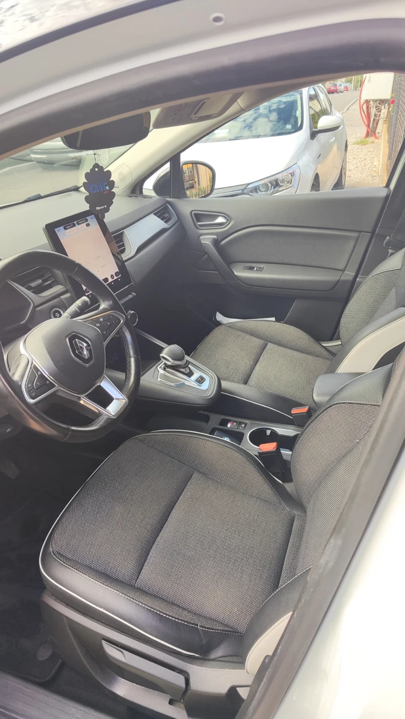 Renault Captur Suv, снимка 13 - Автомобили и джипове - 53090533