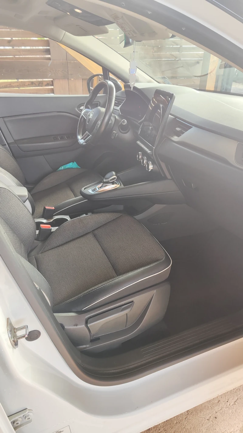 Renault Captur Suv, снимка 16 - Автомобили и джипове - 53090533