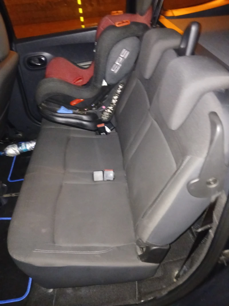 Dacia Lodgy, снимка 4 - Автомобили и джипове - 53122132