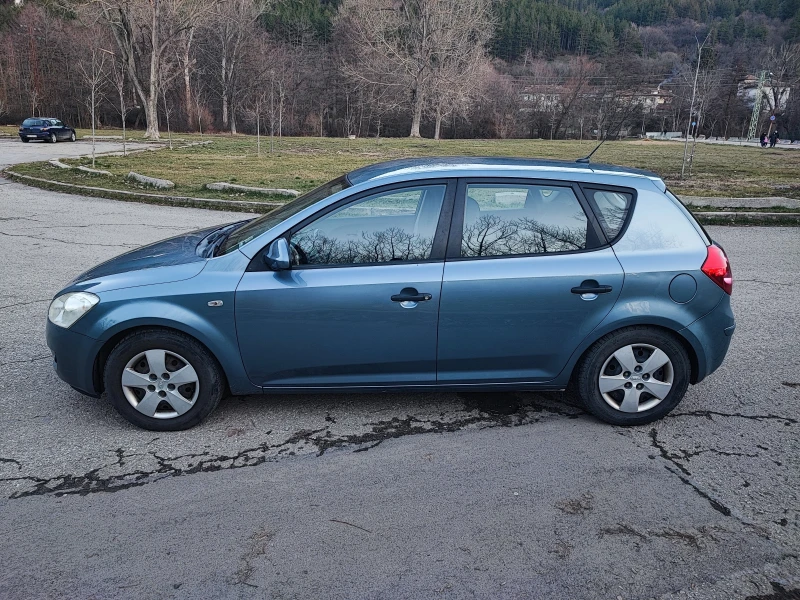 Kia Ceed, снимка 3 - Автомобили и джипове - 53143316