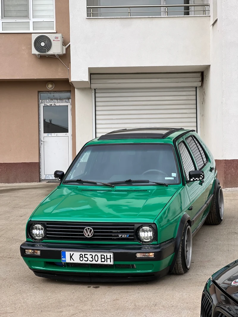 VW Golf 1.9 тди, снимка 2 - Автомобили и джипове - 53283530
