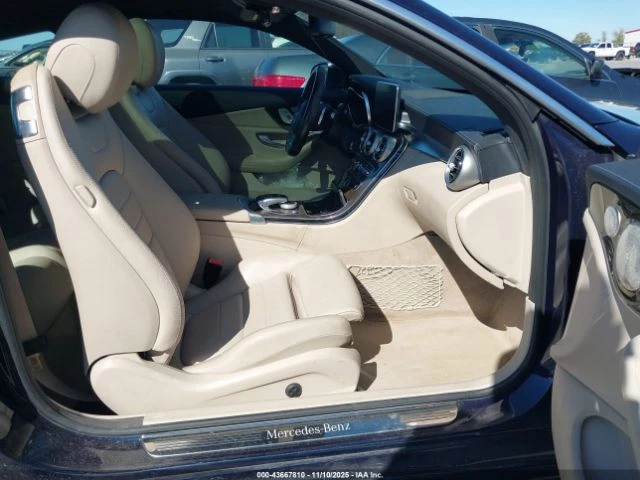 Mercedes-Benz C 300 4MATIC * * CARFAX * * АВТОКРЕДИТ * *  - изображение 10