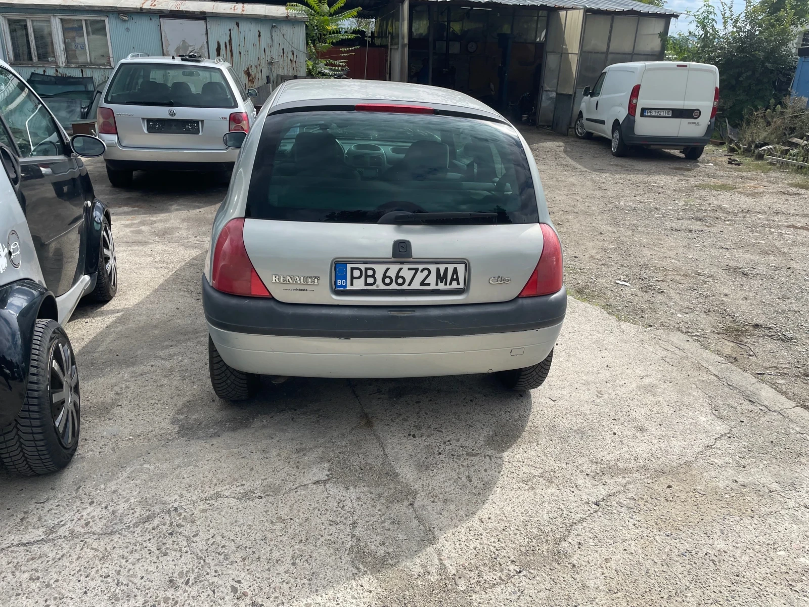 Renault Clio 1.2 бензин климатик без ръжди - изображение 3