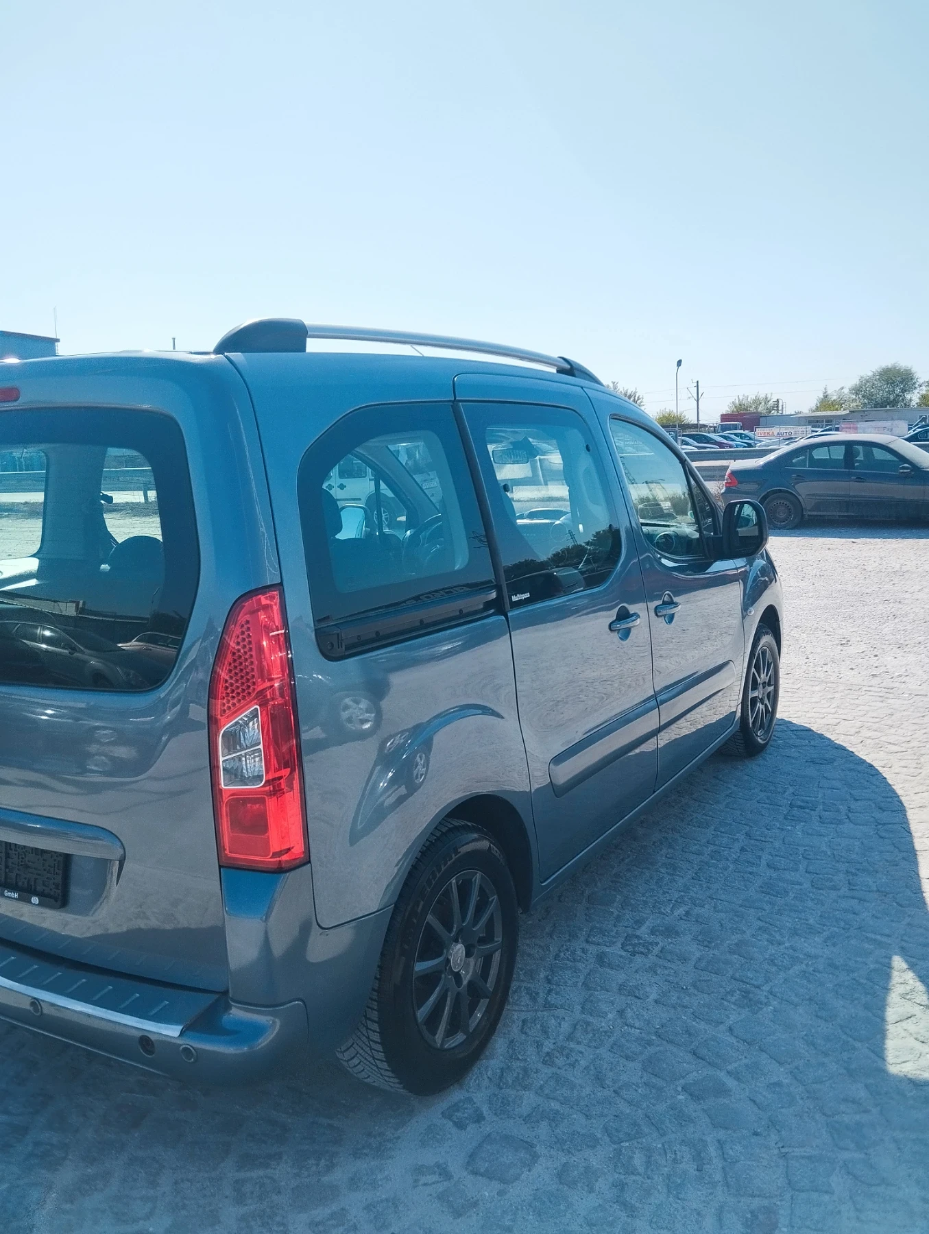 Citroen Berlingo ГАЗ БЕНЗИН 1.6 90к.с.АВТОПИЛОТ ПАРКТРОНИК  - изображение 7