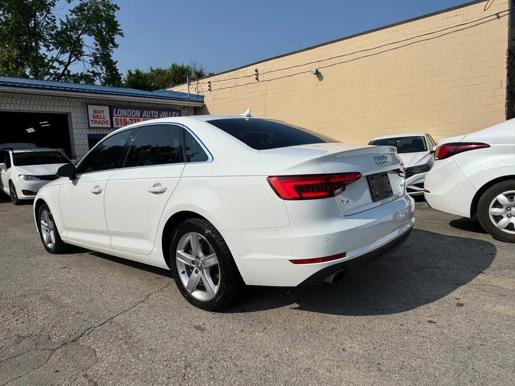 Audi A4 * ultra Premium* S-Line* АвтоКредит (ЦЕНА ДО БГ) - изображение 3