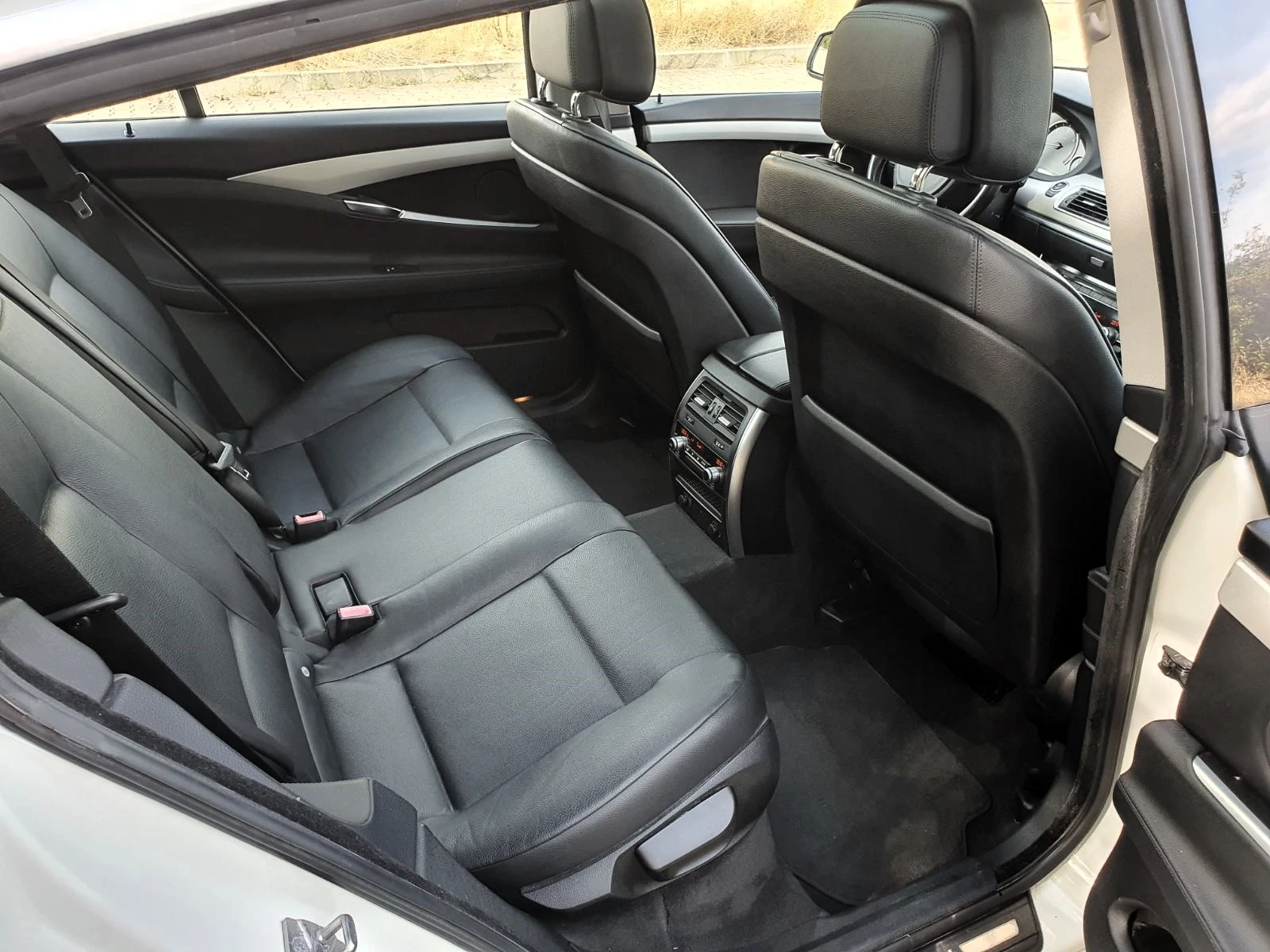 BMW 5 Gran Turismo 3.0d xDRIVE/245 - изображение 10