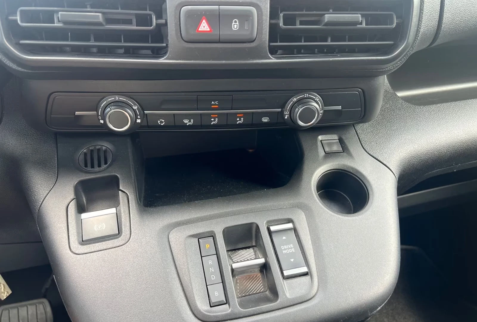 Opel Combo CARGO-e.EDITION-XL/136HP/DAB/CARPLAY/CRUISEC./867f | Mobile.bg   14