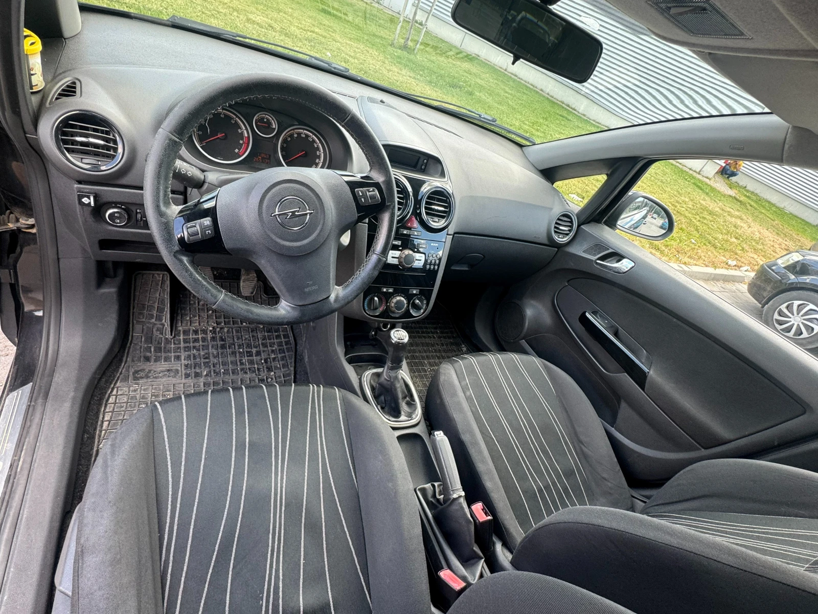 Opel Corsa 1.2 / Фабрична газ - изображение 7