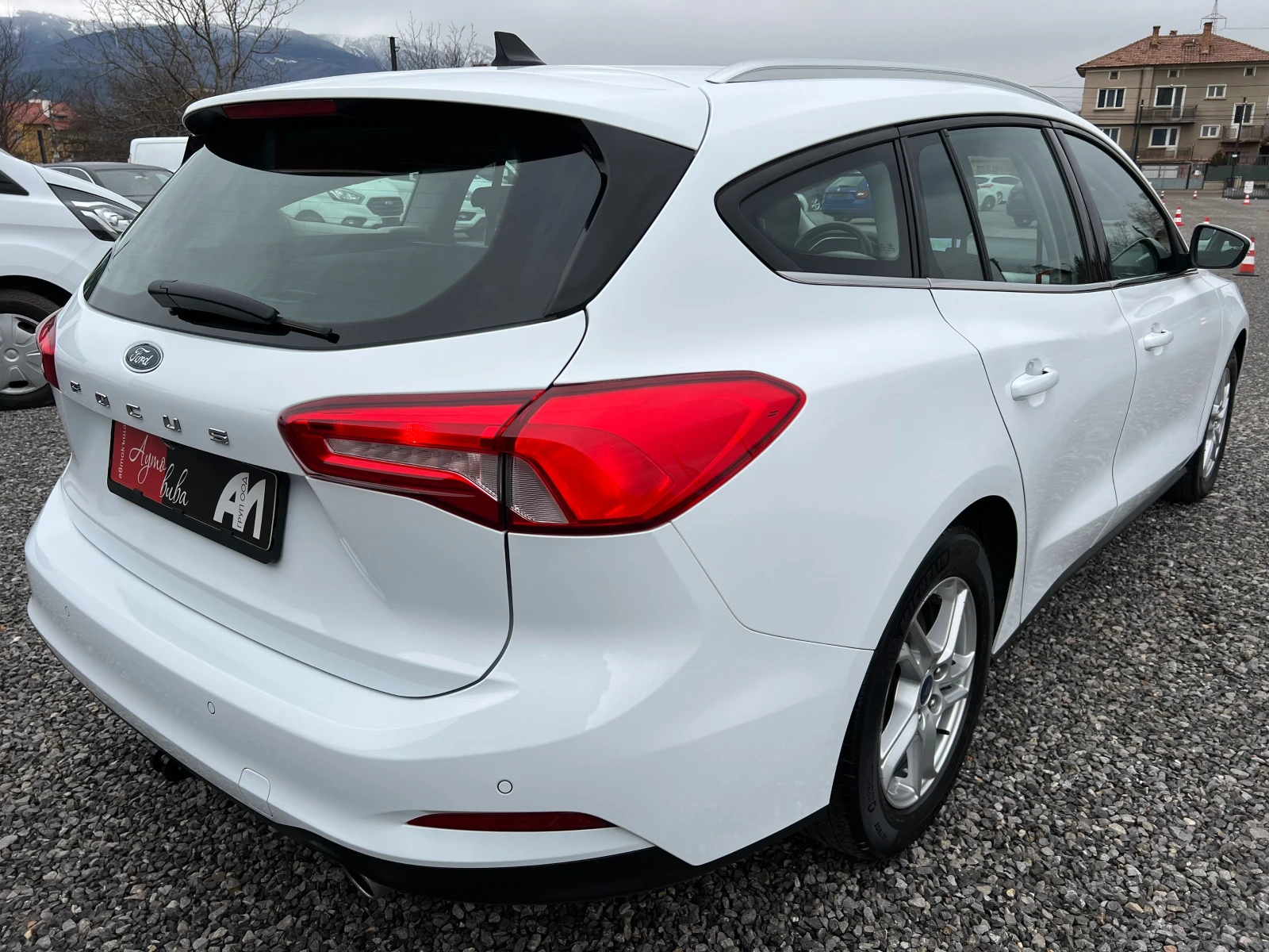 Ford Focus 1.5TDCi НАВИГАЦИЯ/LED/PDC/191294км./Серв. история/ - изображение 4