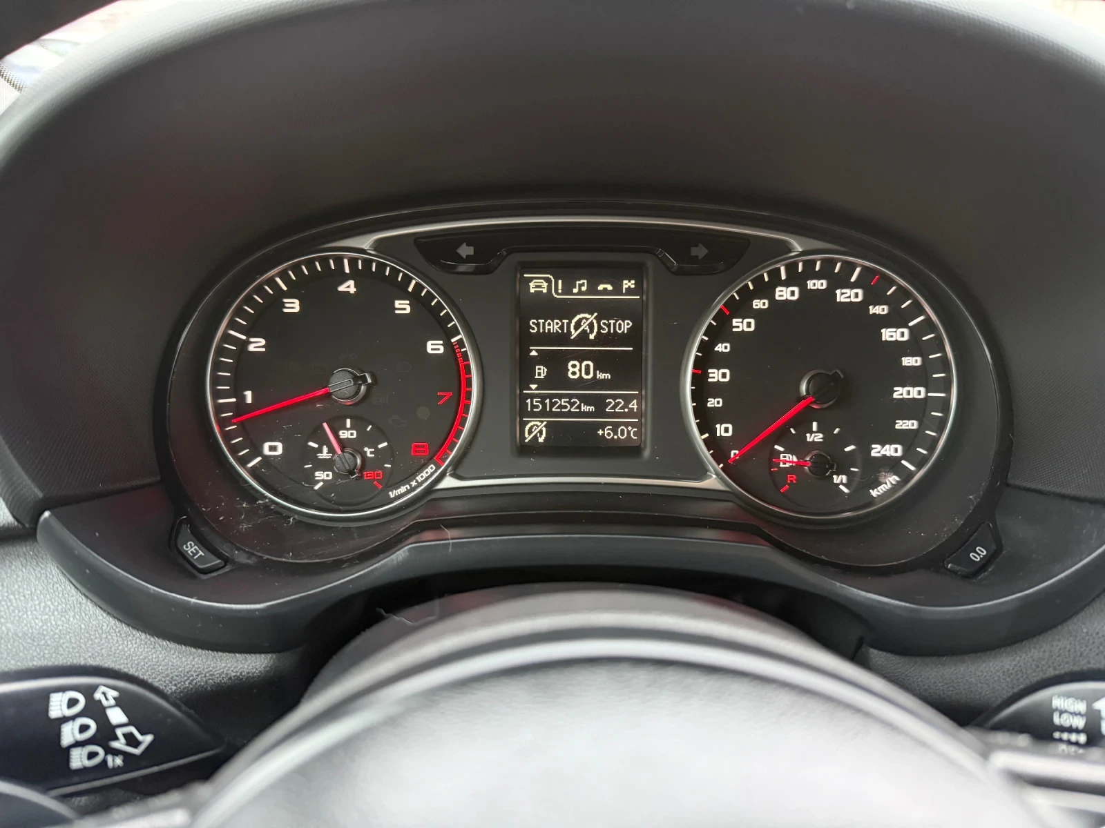 Audi A1 1.4 AUTOMATIC SPORTBACK ШВЕЙЦАРИЯ, снимка 15 - Автомобили и джипове - 53717598