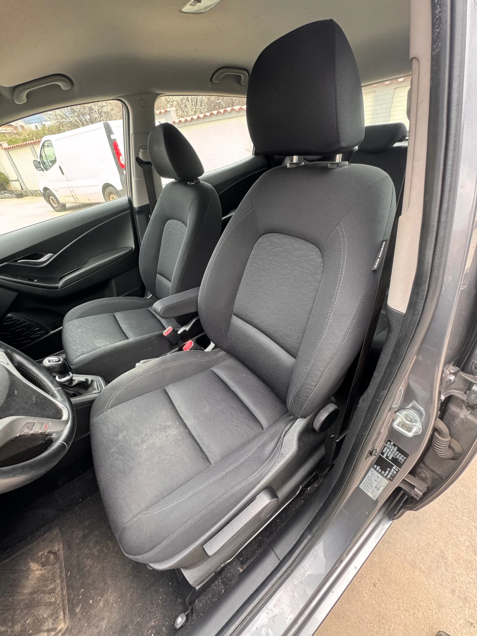 Hyundai I20 1.4i 90hp G4FA НА ЧАСТИ, снимка 9 - Автомобили и джипове - 53990781