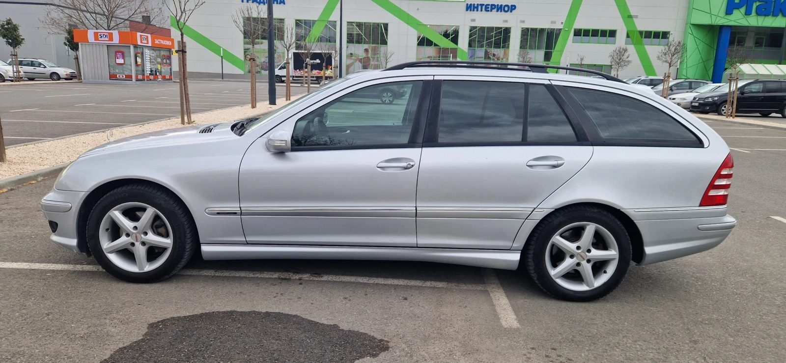Mercedes-Benz C 200, снимка 7 - Автомобили и джипове - 53996599