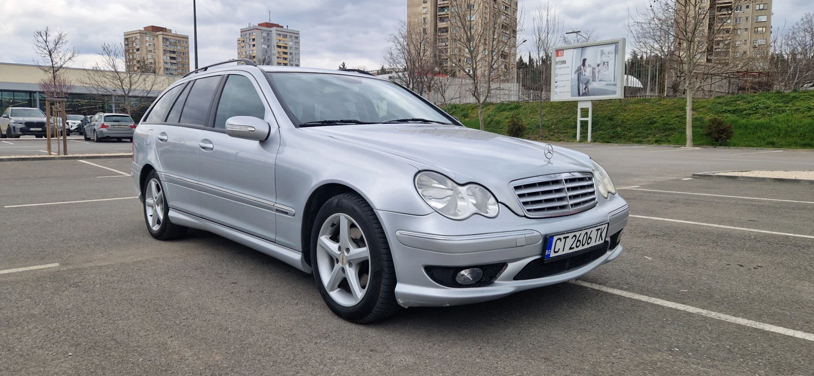Mercedes-Benz C 200, снимка 2 - Автомобили и джипове - 53996599
