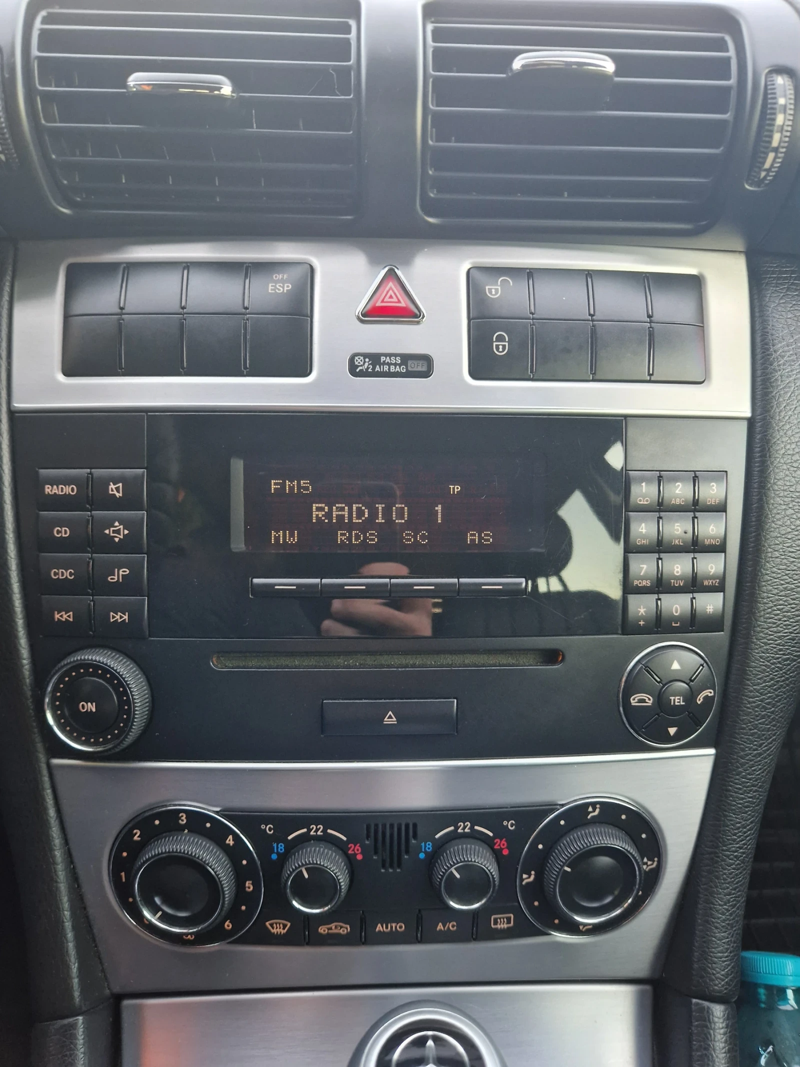 Mercedes-Benz C 200, снимка 13 - Автомобили и джипове - 53996599