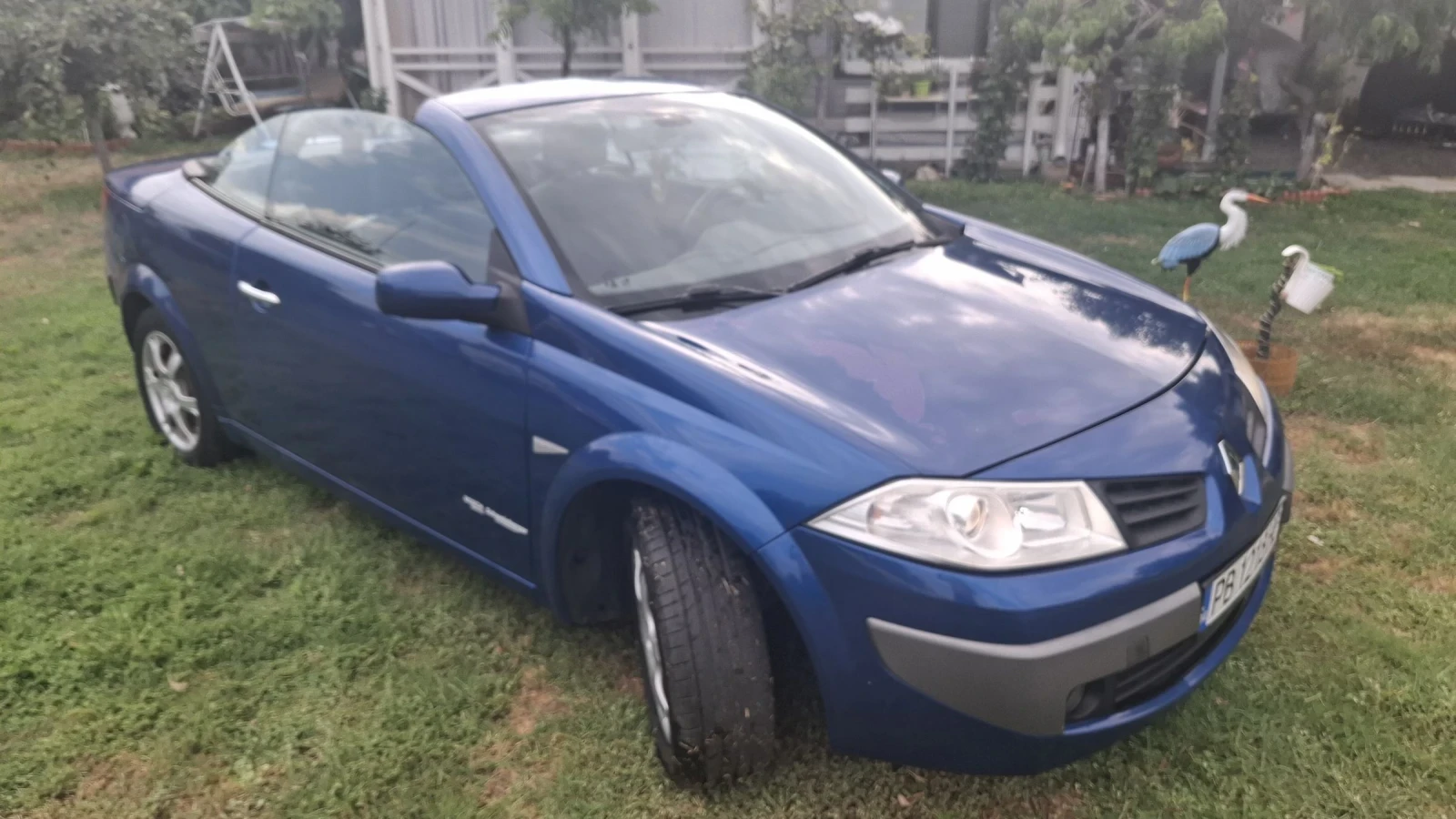 Renault Megane Кабрио, снимка 2 - Автомобили и джипове - 54511419