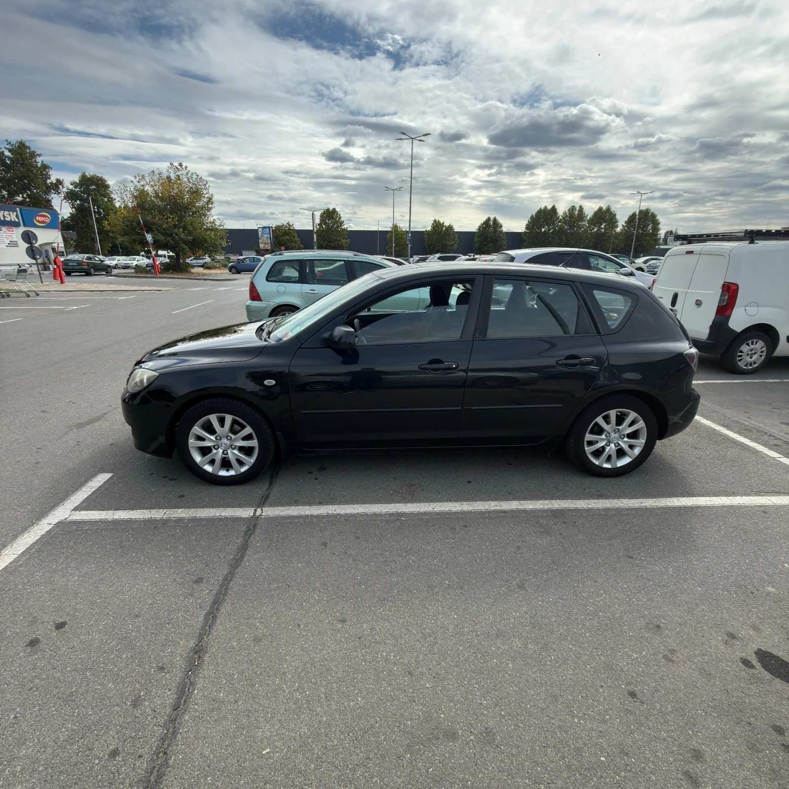 Mazda 3 1.6, снимка 3 - Автомобили и джипове - 54099145