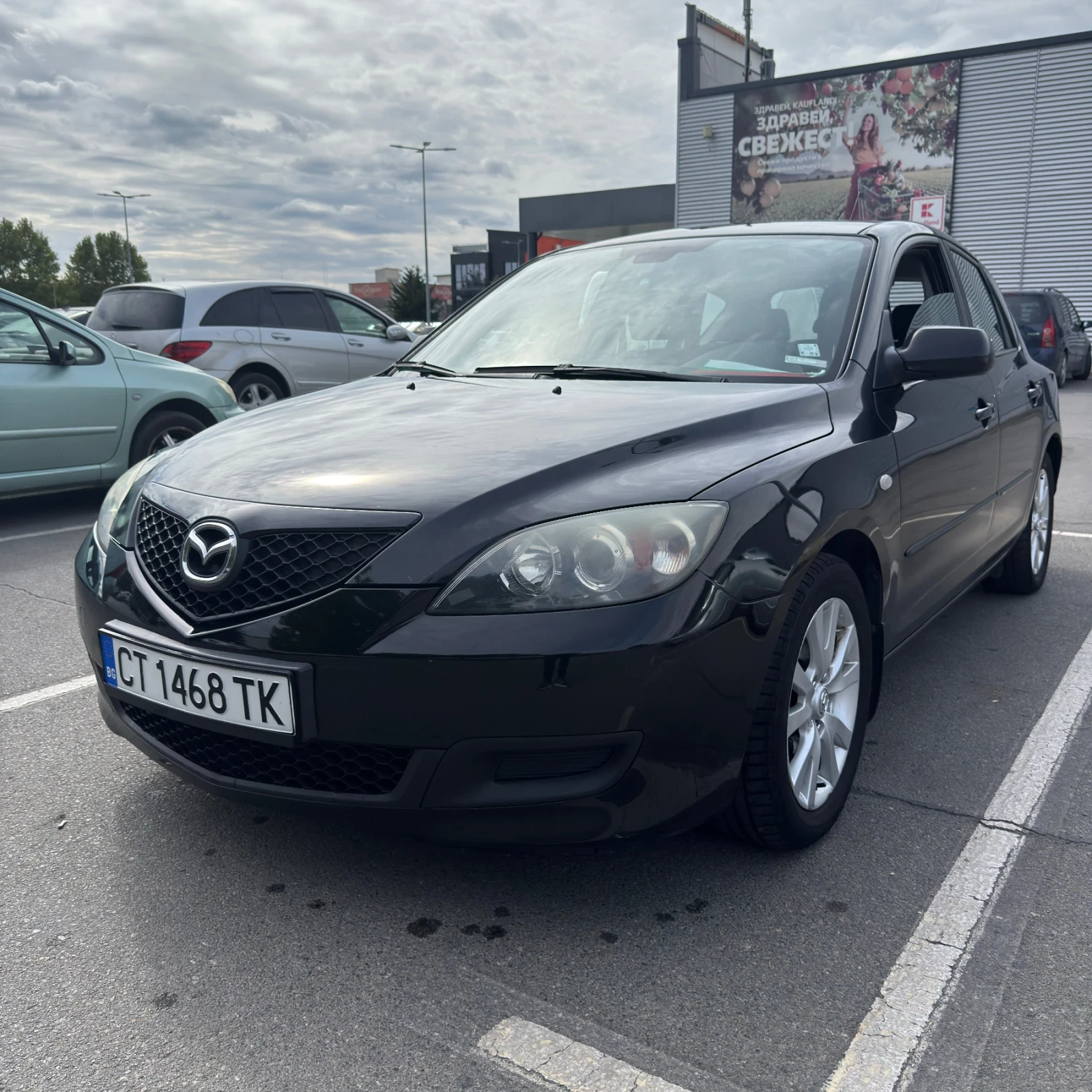 Mazda 3 1.6, снимка 2 - Автомобили и джипове - 54099145