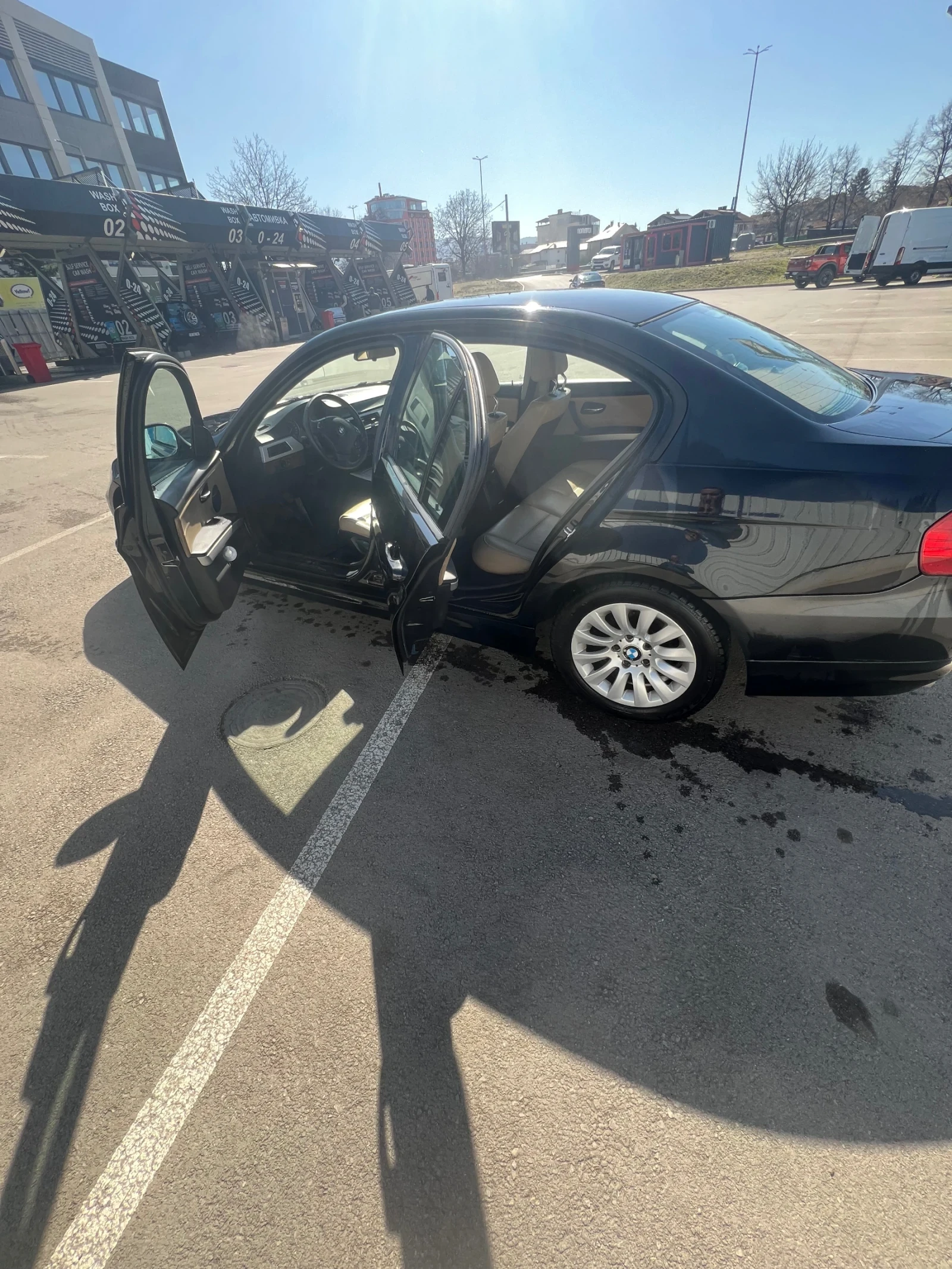 BMW 318, снимка 11 - Автомобили и джипове - 54145031