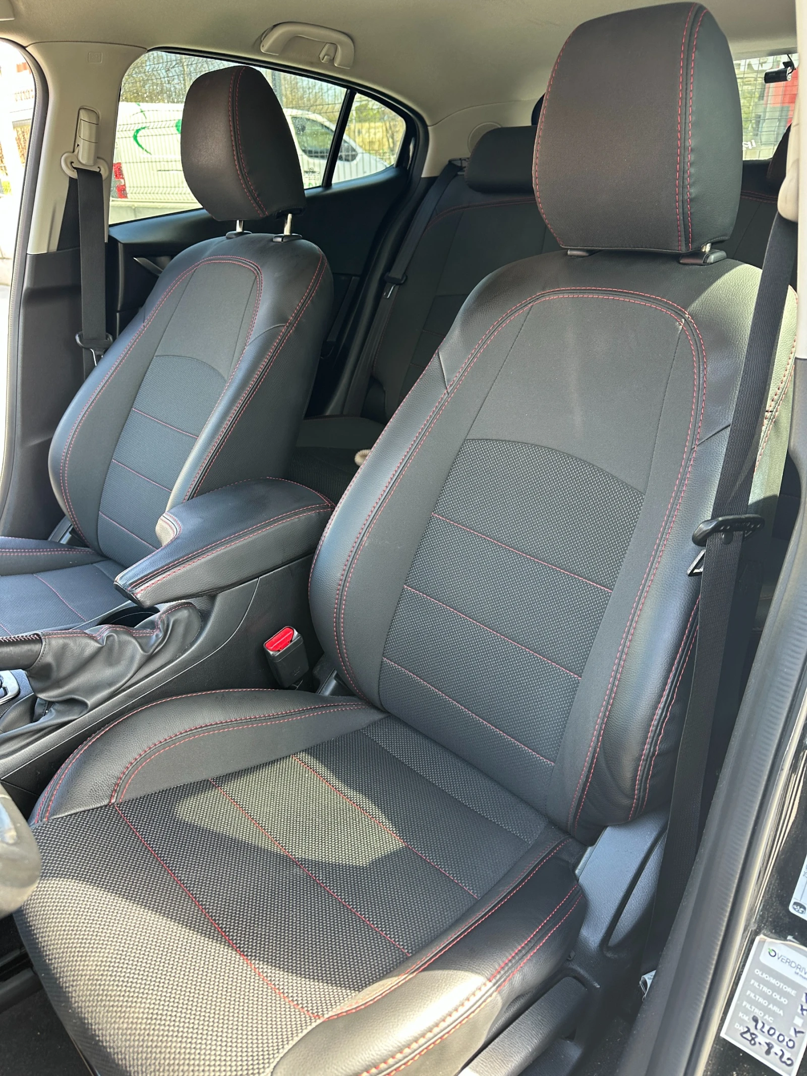 Mazda 3, снимка 12 - Автомобили и джипове - 54173483