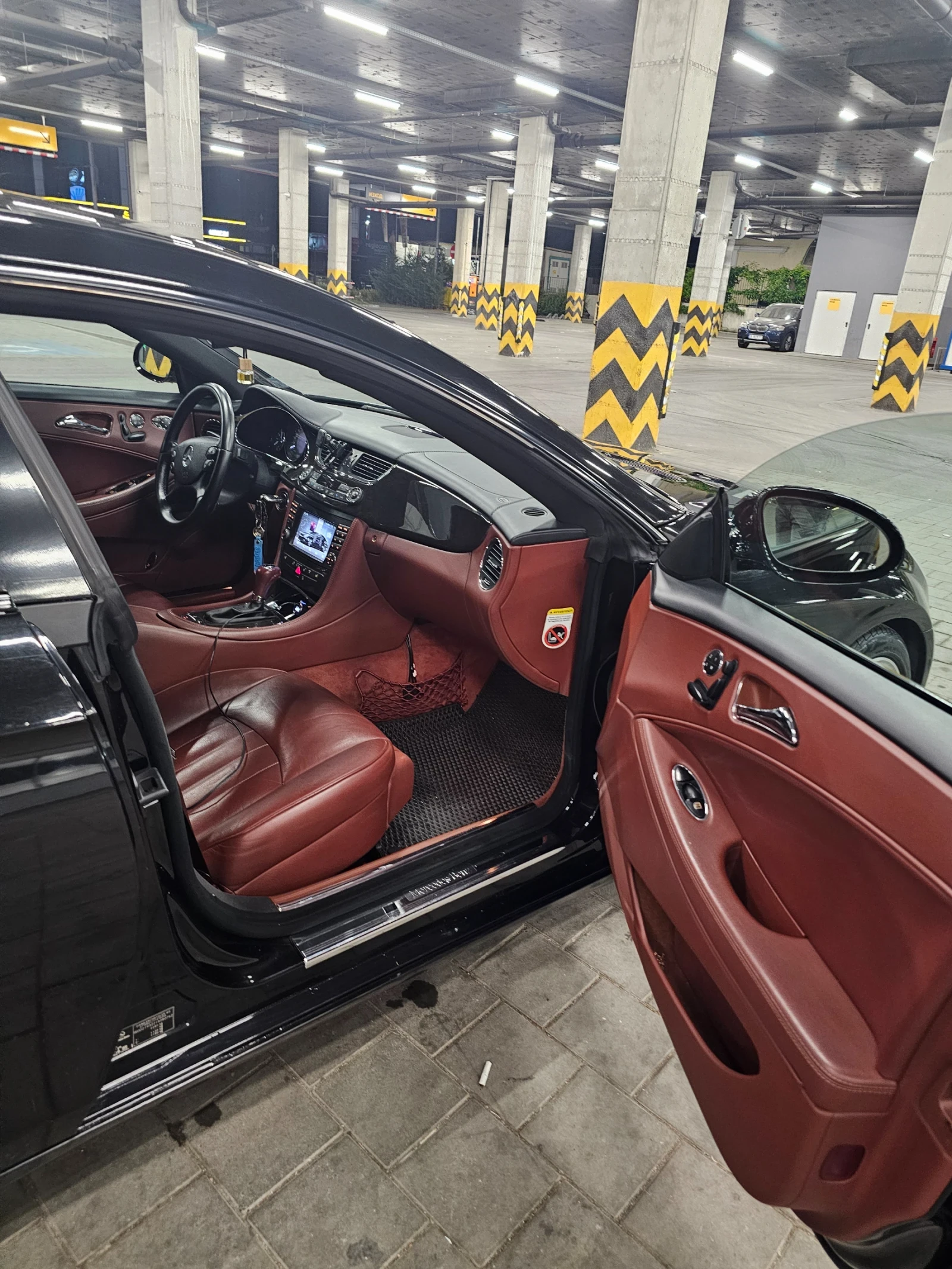 Mercedes-Benz CLS 320 W219 320 cdi, снимка 15 - Автомобили и джипове - 54176769