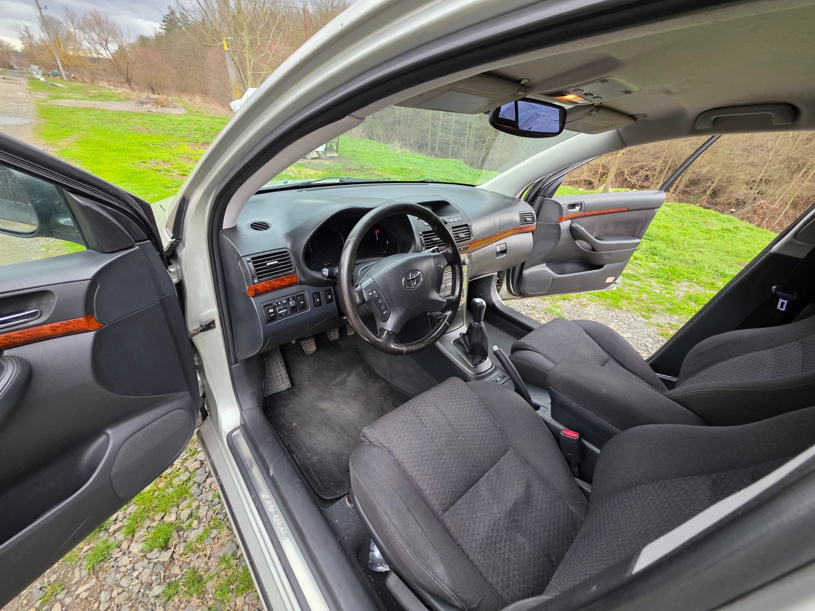 Toyota Avensis 2.0 D4D 116к.с., снимка 8 - Автомобили и джипове - 54234572