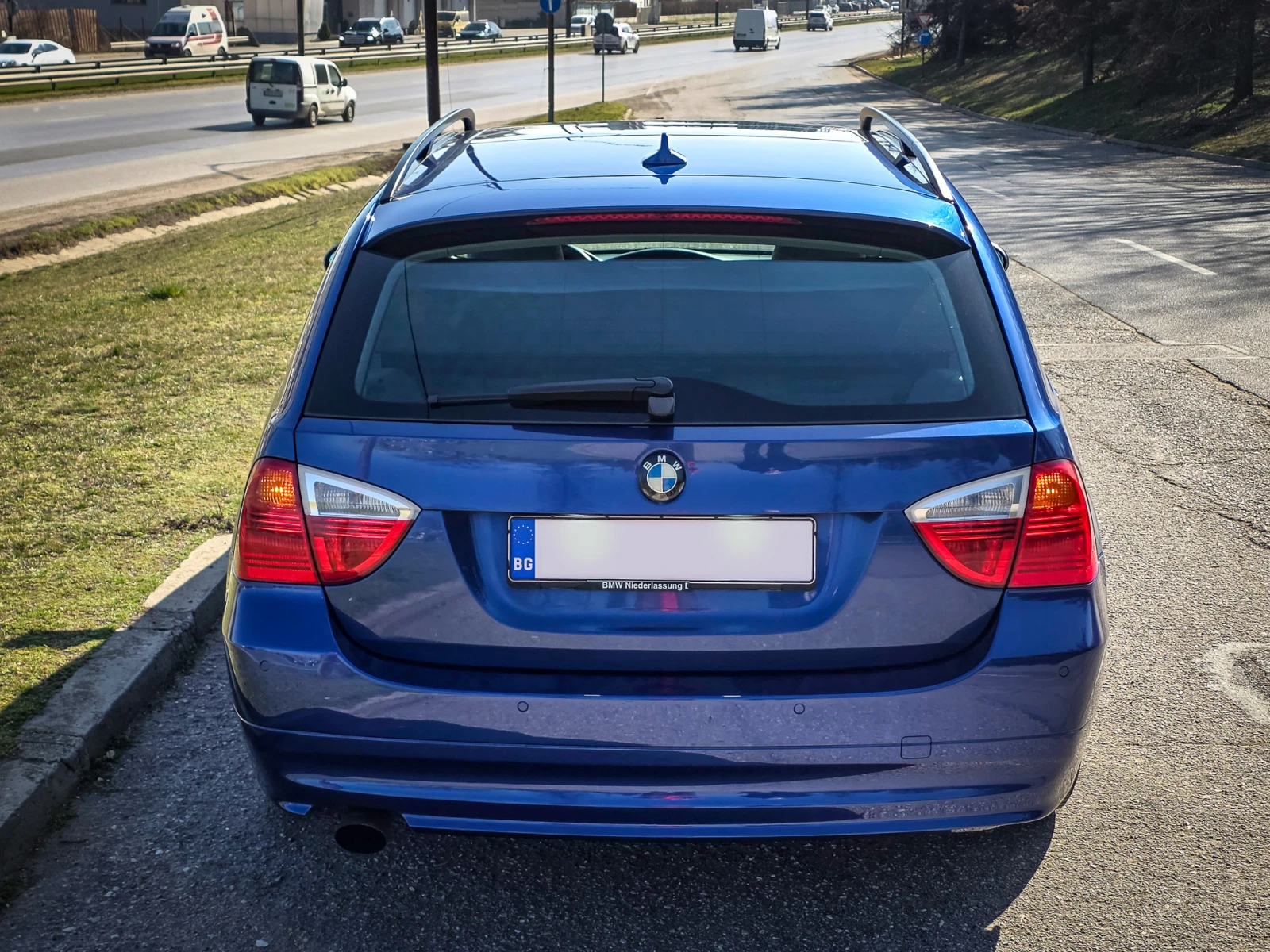 BMW 320, снимка 5 - Автомобили и джипове - 54248885