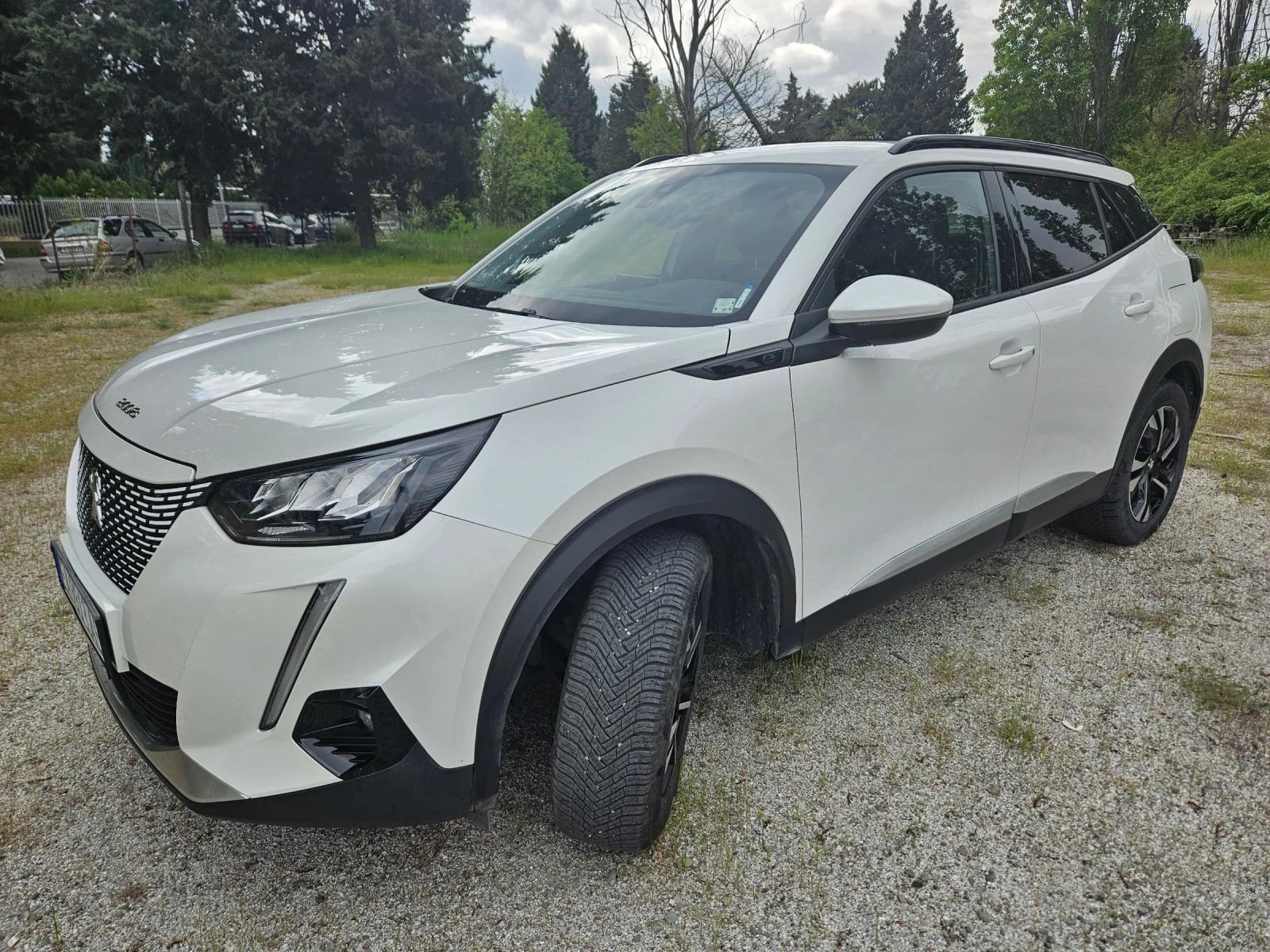 Peugeot 2008 Allure, снимка 3 - Автомобили и джипове - 54494645