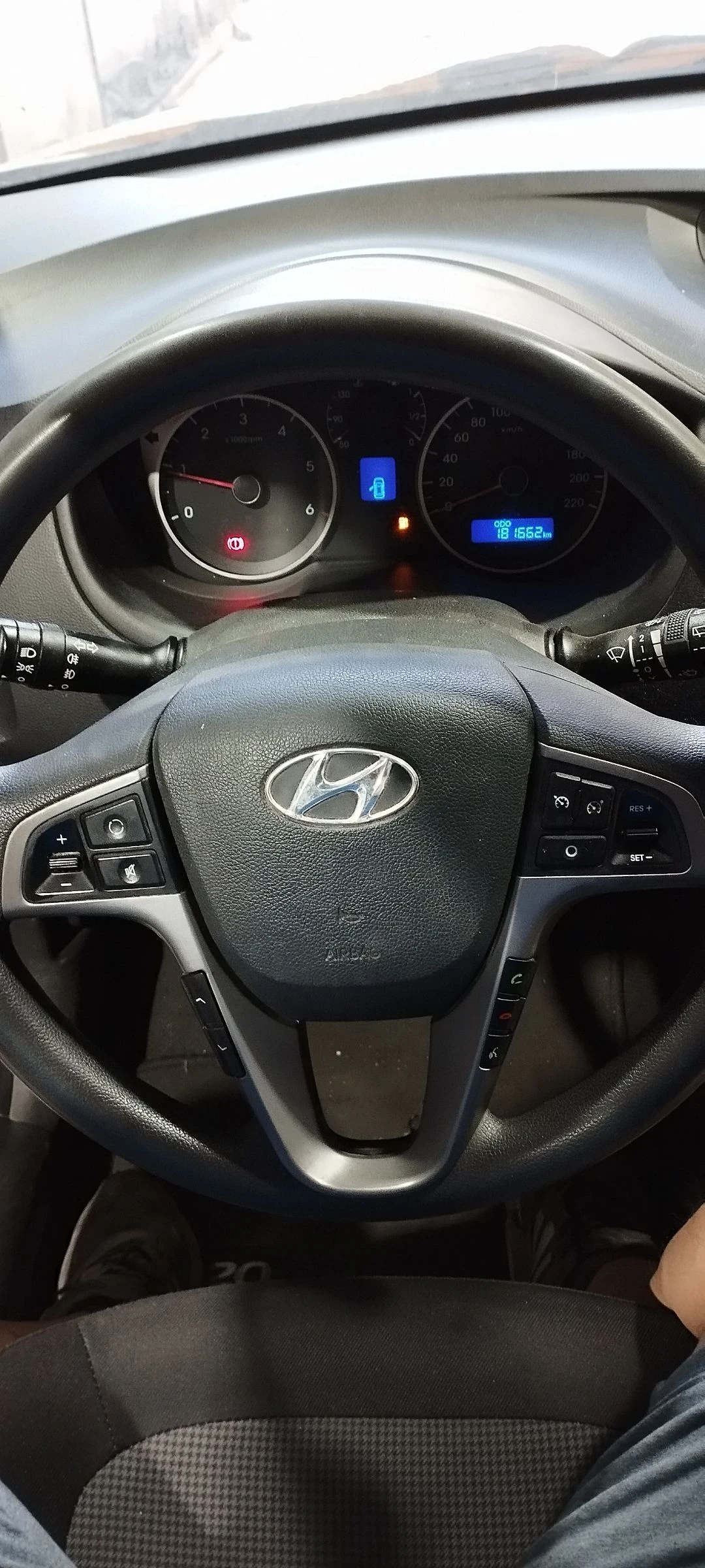 Hyundai I20, снимка 11 - Автомобили и джипове - 54693307