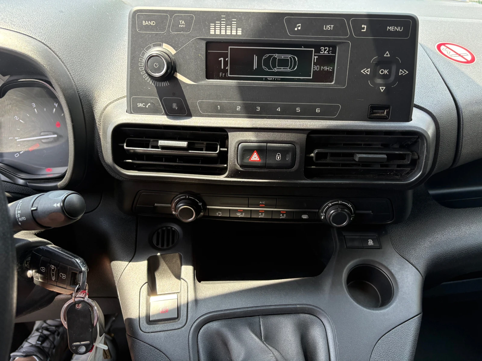Citroen Berlingo 1.5 Blue HDI L1H1, снимка 12 - Автомобили и джипове - 54803984