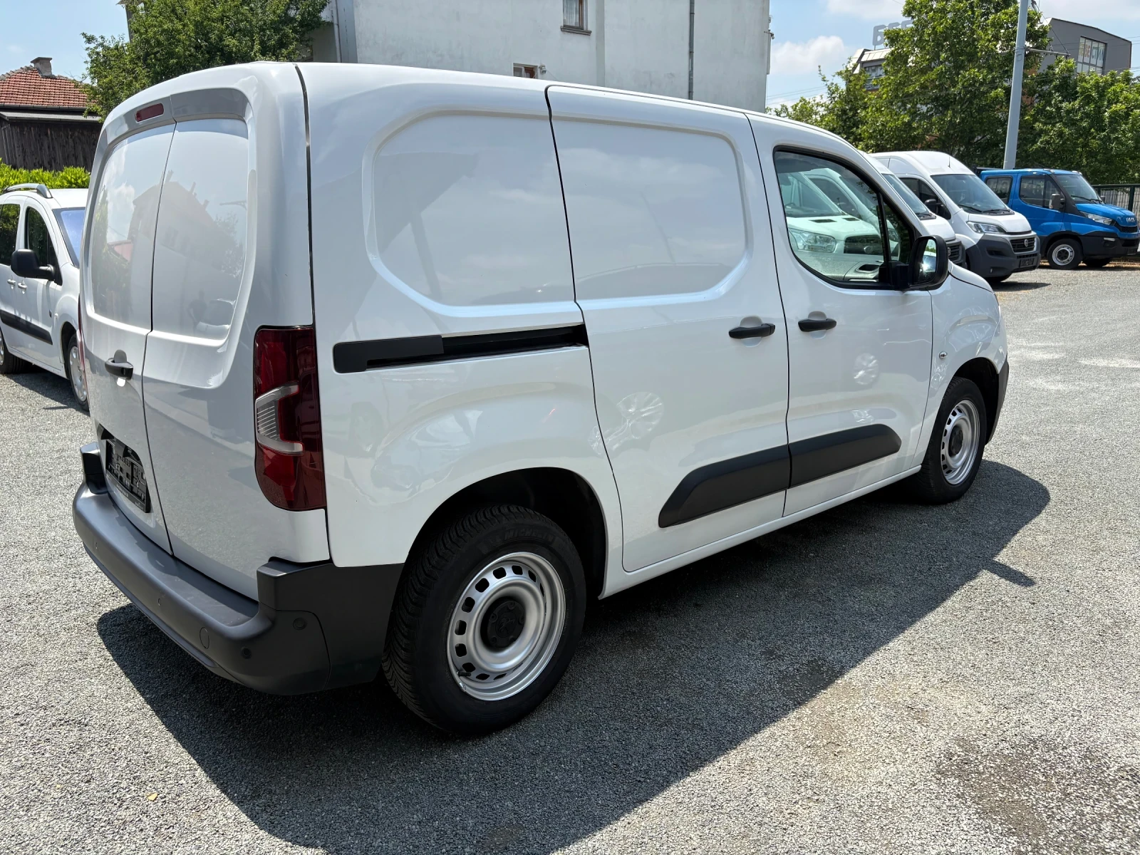 Citroen Berlingo 1.5 Blue HDI L1H1, снимка 4 - Автомобили и джипове - 54803984