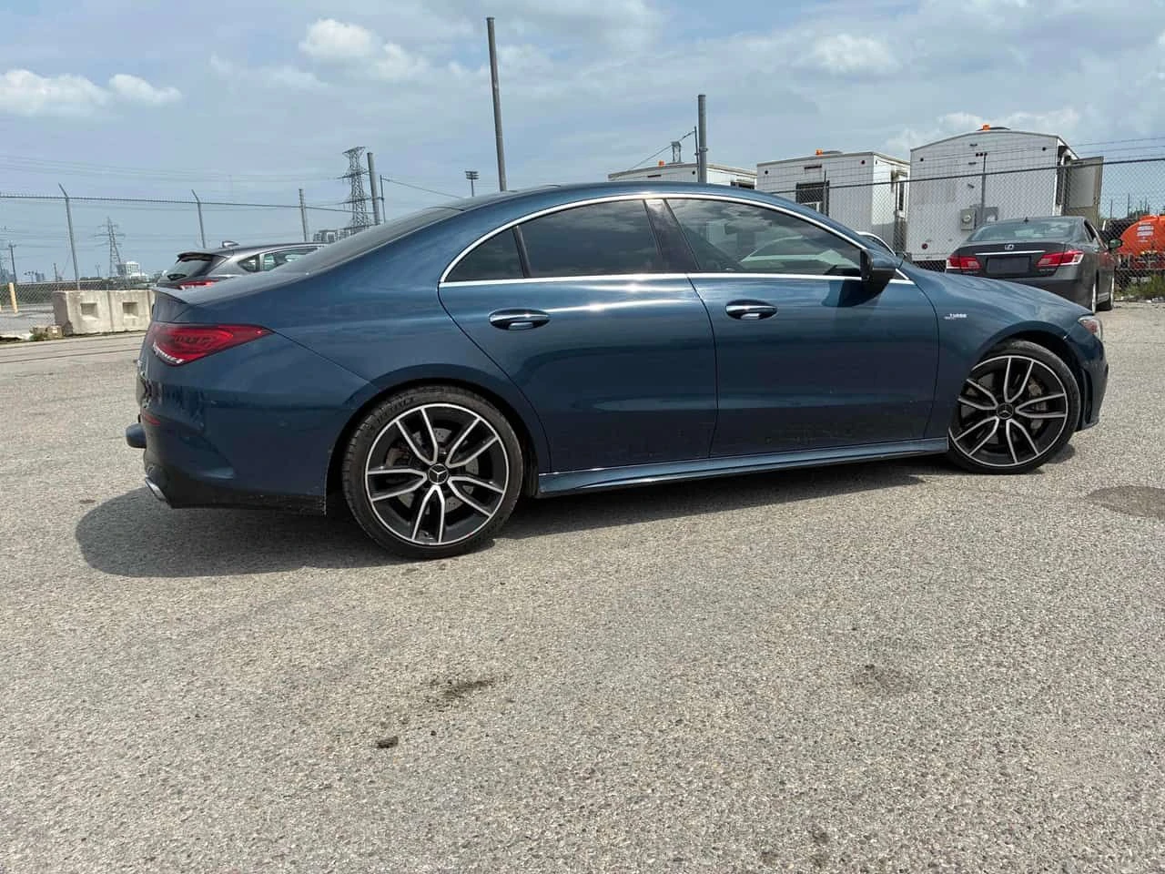 Mercedes-Benz CLA 35 AMG | DISTRONIC | 360 | CARFAX | , снимка 3 - Автомобили и джипове - 54888434