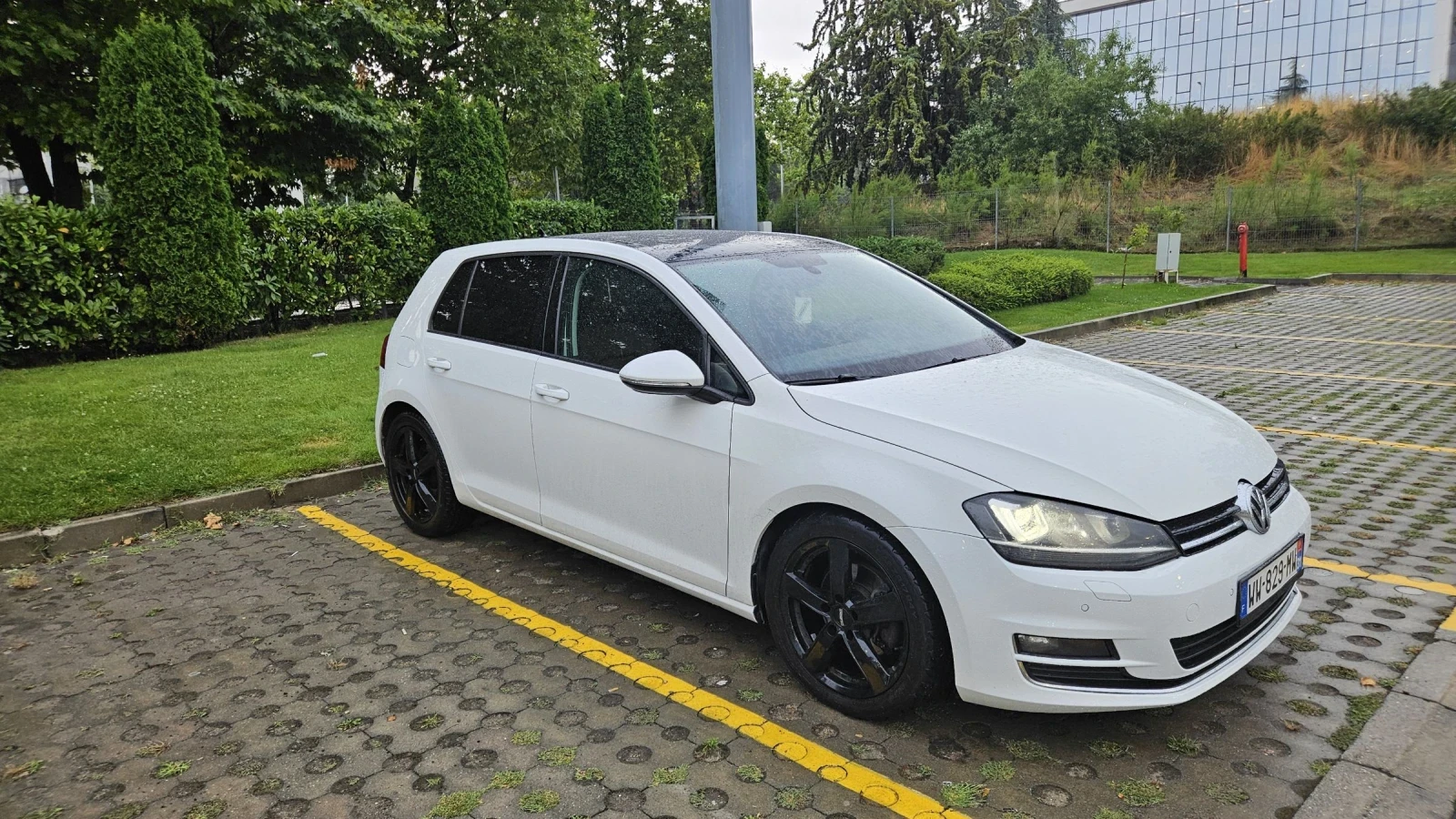VW Golf 2.0Tdi Автомат , снимка 9 - Автомобили и джипове - 55382173