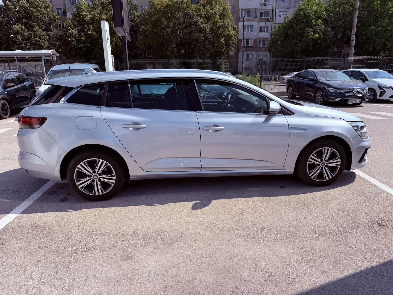 Renault Megane 1.3TCe 140k.c. EDC, снимка 5 - Автомобили и джипове - 55587581