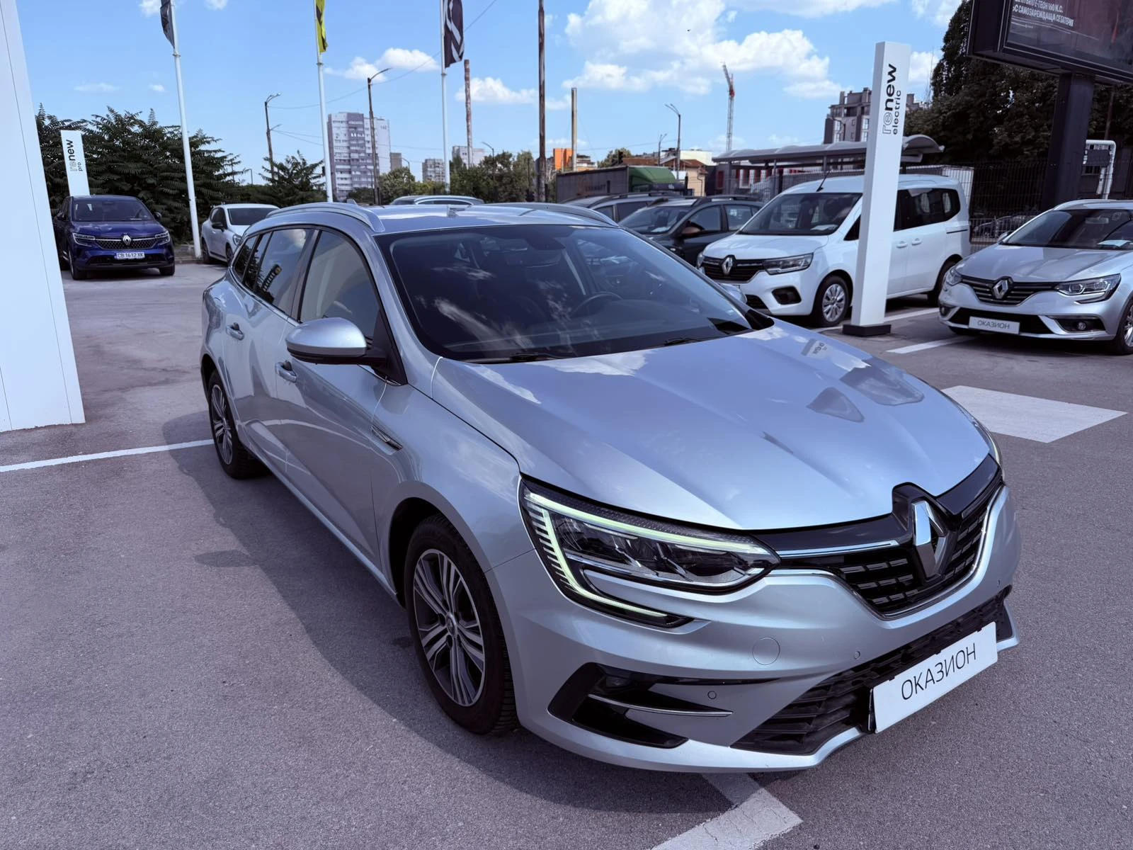 Renault Megane 1.3TCe 140k.c. EDC, снимка 4 - Автомобили и джипове - 55587581