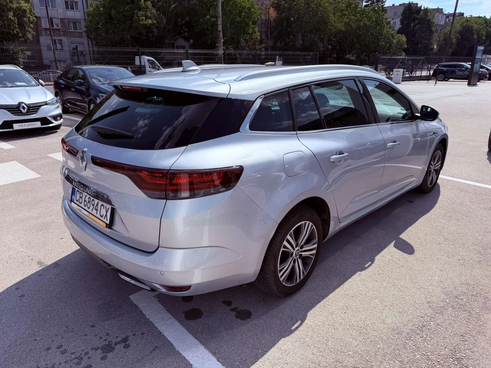 Renault Megane 1.3TCe 140k.c. EDC, снимка 8 - Автомобили и джипове - 55587581